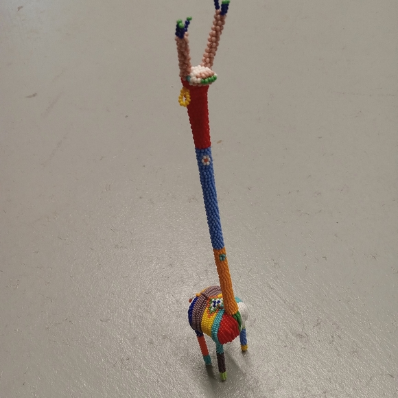 Beaded Giraffe South Africa - Picture 2 of 10